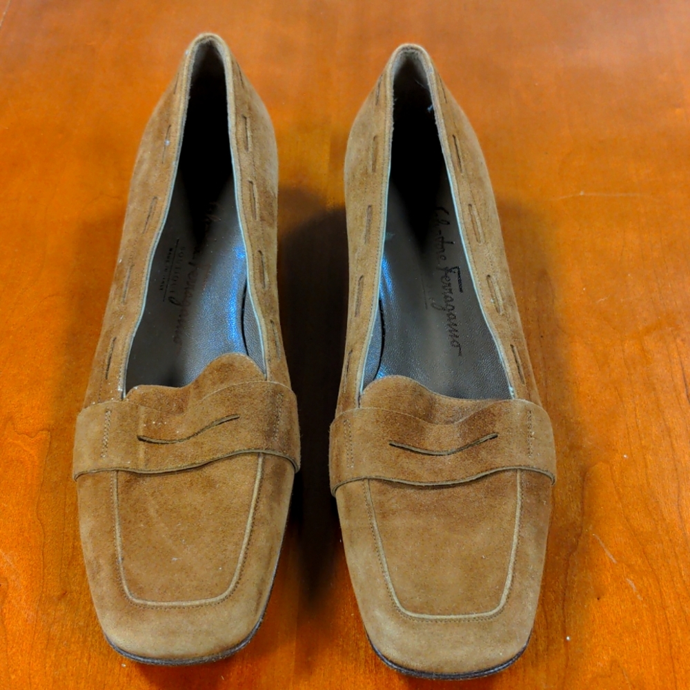 Brand New leather Salvatore Ferragamo loafers